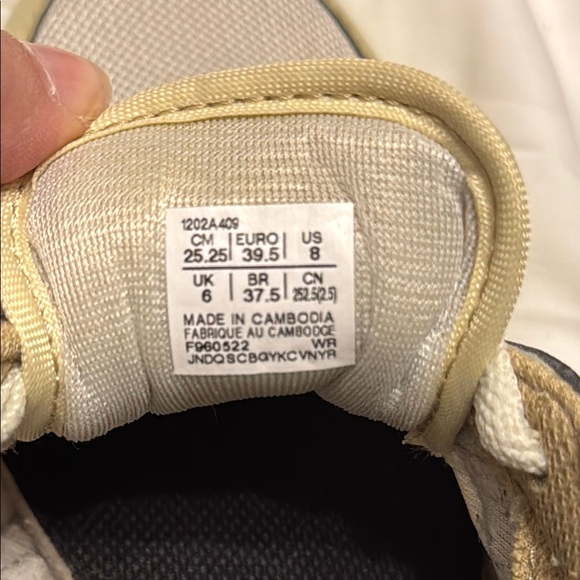 Stylish Beige and Leopard Print Women's Sneakers - Picture 2 of 6